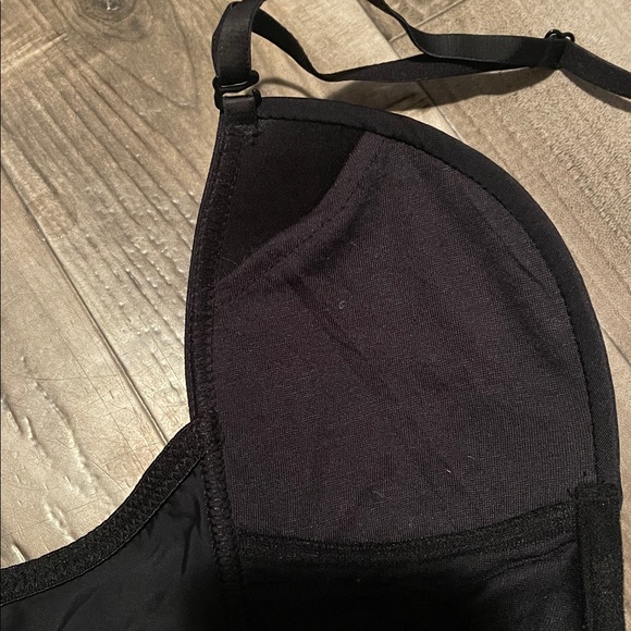 Plunging Bra - Picture 3 of 4